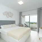 アパート Al-1112 2 Bed Alcazaba Lagoon エステポナ